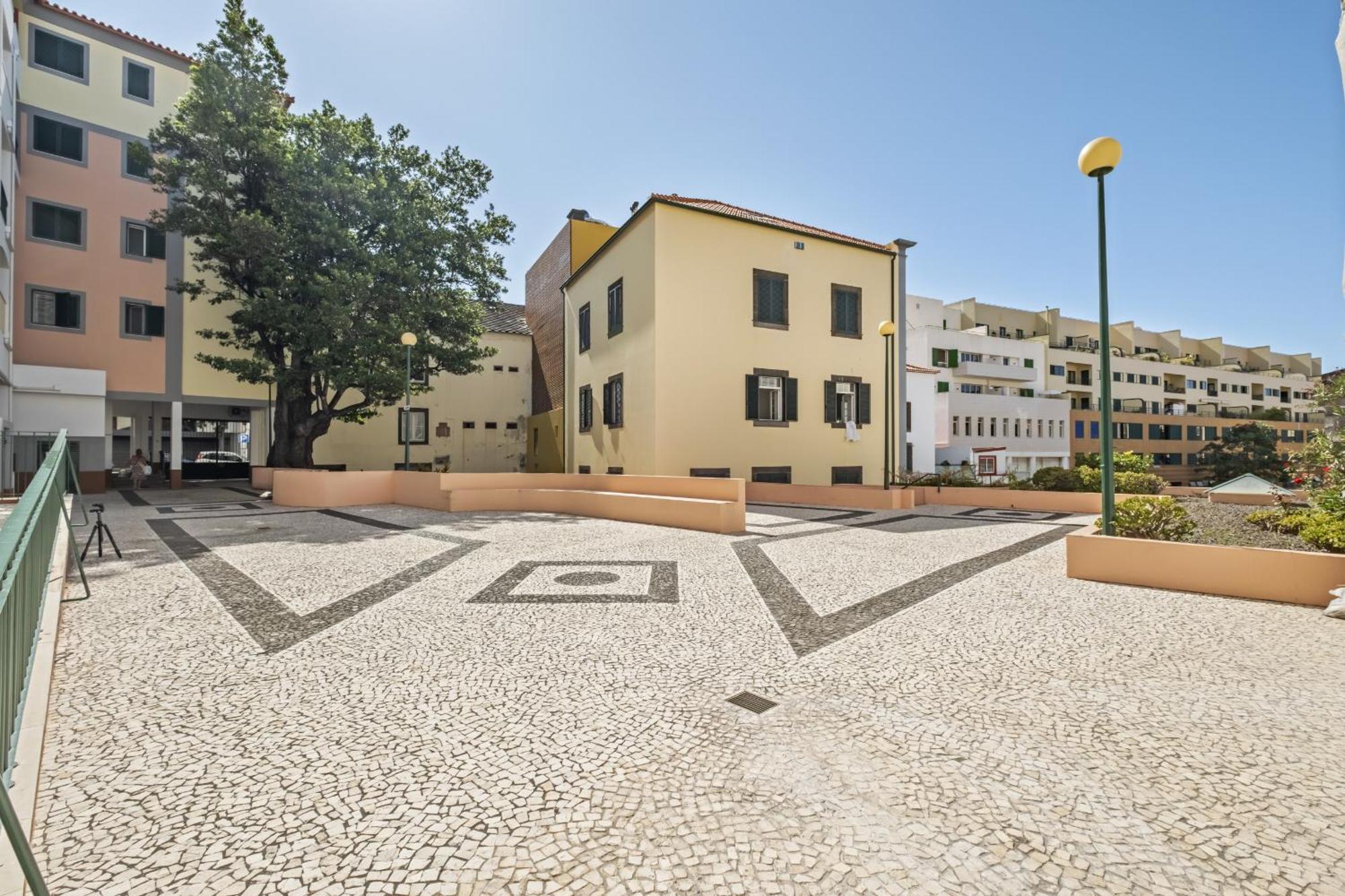 Pateo Do Carmo - By Wehost Apartment Funchal  Bagian luar foto